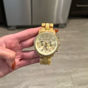 Michael Kors Glitz Horn Pearl Watch MK-5372